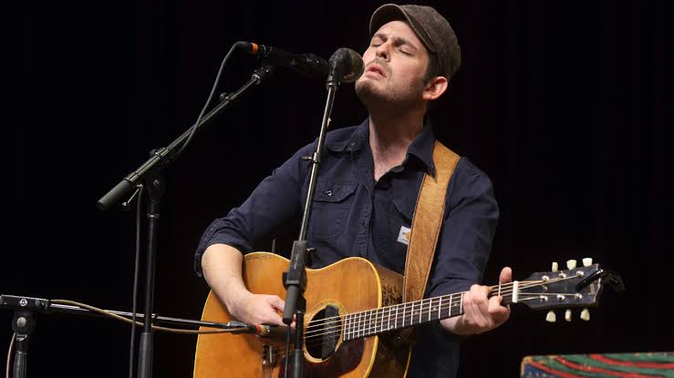 Gregory Alan Isakov playing live